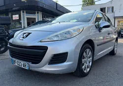 PEUGEOT 207 1.4 e 75 cv 1er main
