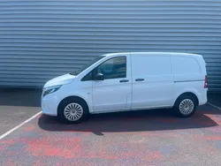 Mercedes vito 119 cdi 4x4 compact double porte latérale