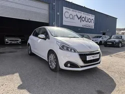 Peugeot 208 1.6 HDi 100ch Allure / Distribution ok