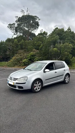 VW Golf 2.0 TDI 140cv