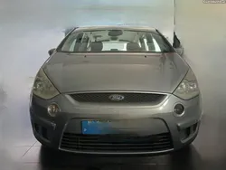 Ford S-Max Titanium