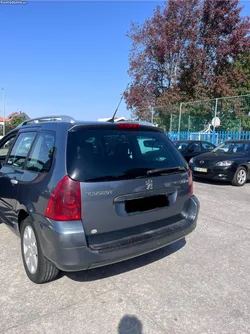 Peugeot 307 (307)