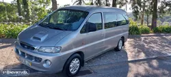 Hyundai H-1 Starex