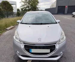Peugeot 208 VTI Active