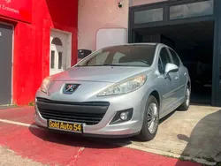 Peugeot 207+ 1.4 HDI 68ch FAP BLUE LION, berline, grise, 4 cv, 5 portes, première mise en circulation le 13/09/2013 /3 mois de garantie/ CT OK