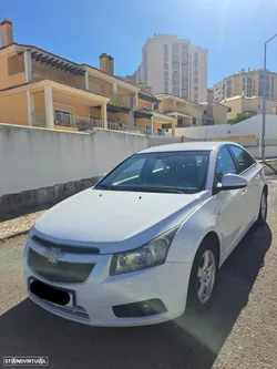 Chevrolet Cruze 1.6 LS