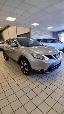Nissan Qashqai II 1.2 DIG-T 2WD Xtronic 115 cv Boîte auto