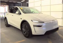 Tesla Model Y Long Range AWD Premium