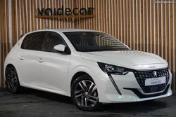 Peugeot 208 PureTech Road Trip