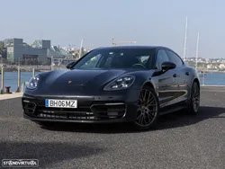 Porsche Panamera 4 E-Hybrid Platinum Edition com PDLS