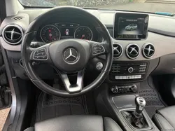 Mercedes-Benz B 180 Urban