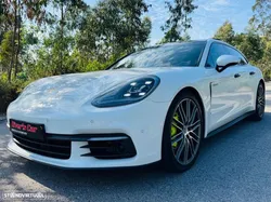 Porsche Panamera Sport Turismo 4 E-Hybrid