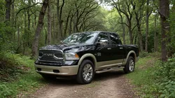2013 RAM 1500 LIMITED LONGHORN – HEMI 5.7 – 190 000 km – BOÎTE 8 – 4x4 – 32400 TTC TVA sur marge