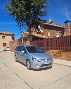 MITSUBISHI Grandis 2.0DI-D Intense