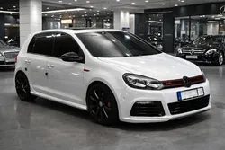 Volkswagen Golf 6 VI GTI 2.0 TSI 211 DSG6 - TOIT OUVRANT - R32 KIT - CUIR - XENON - GPS