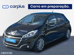 Peugeot 208 1.2 PureTech Signature