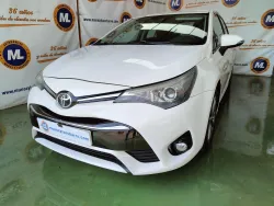 TOYOTA Avensis 150D Business Advance