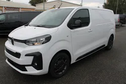 Citroën Jumpy III Fg Taille M 2.0 Blue-Hdi 145 EAT8 GPS, Caméra de recul, Pack Look sortie le 16/06/2025 , 5 Kilomètres, Prix Hors Taxe 26 250 euros