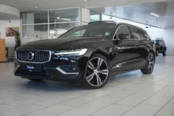 Volvo V60 BREAK D4 INSCRIPTION GPS / CAMÉRA PANORAMIQUE SH ATTELAGE 190 CH BVA - PANORAMA-SCHIEBE...