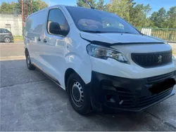 Peugeot expert accidenté