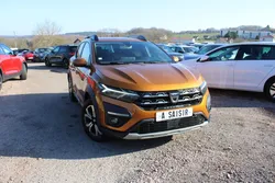Dacia SANDERO 4 STEPWAY 90 CV EDC 1L BOITE AUTO CAMÉRA GPS 3D USB CLIM AUTO RÉGULATEUR BLUETOOTH