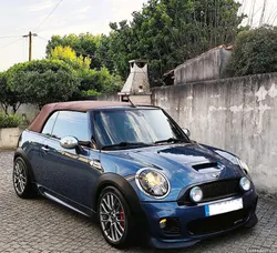 MINI John Cooper Works cabrio aceito retoma