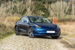 Tesla Model 3 Long Range Tração Integral Premium