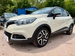 Renault captur 1.5l dci 90cv finition intens 223.800kms 02/2014 feux de jour a led gps écran tactile bluetooth attelage