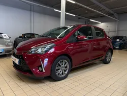 TOYOTA Yaris 100h Dynamic 5p