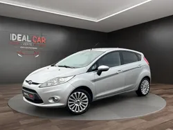 Ford Fiesta 1.25 ESS 82 CH TITANIUM / CLIM AUTO BLUETOOTH FEUX AUTOMATIQUE CT OK
