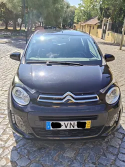 Citroën C1 1.0 VTi   72cv