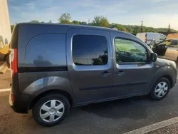 Kangoo Diesel 1,5 DCI 75 cv / Attelage / Très bon état / 150000 kms / garantie 6 mois