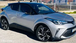 Toyota C-HR 1.8 Hybrid Square Collection