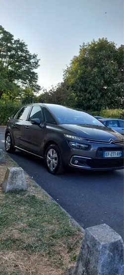 Citroën c4 Picasso 1.2 turbo 130 ch courroie distribution neuve