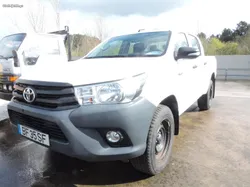 Toyota Hilux 4WD CD