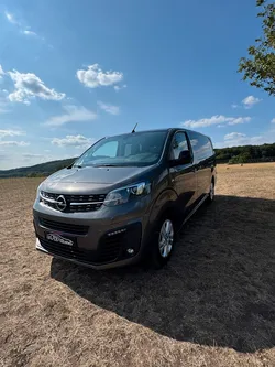 Opel Vivaro XL 2.0D 180 BVA 5 Places – 2 PLC – GPS – Caméra - Xénon TVA récupérable Idem JUMPY EXPERT