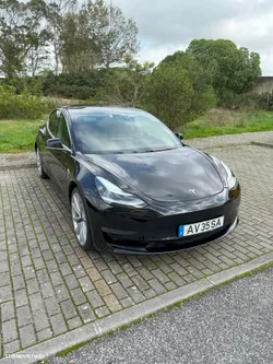 Tesla Model 3 Long Range AWD Dual Motor Performance