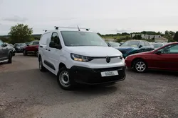 Citroen BERLINGO 5 AFFAIRE XL HDI 130 CV "3 PLACES" GPS CAMÉRA FULL LED I-COKPIT BOITE AUTO EAT-8