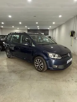 VOLKSWAGEN Touran bluemotion 1.6 tdi 105ch 7 places