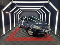 Renault GRAND SCENIC II 1.5 DCI 105CH FAP EXPRESSION 7 PLACES * ATTELAGE * REGULATEUR * JANTES ALU