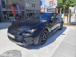Lexus RC 300h Black Edition