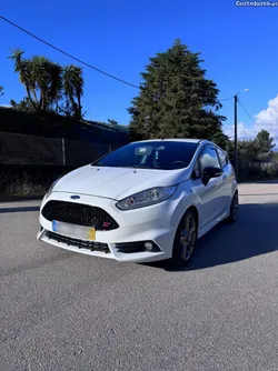 Ford Fiesta ST 1.6