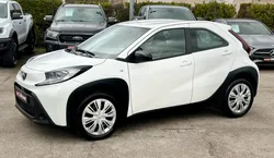 Toyota Aygo X 1.0 VVT-I 72CV GPS APPLE CARPLAY + CLIM + BLUETOOTH + CAMERA