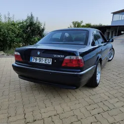 BMW 730 V8