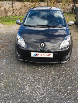 Renault Twingo NIGHT DAY