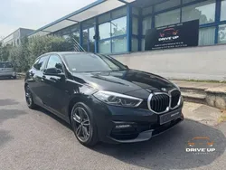 Bmw Serie 1 (F40) 5 portes 116i 1.5 i 12V DCT7 109 cv Boîte auto