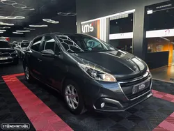 Peugeot 208 1.2 VTi SE Style