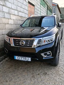 Nissan Navara TEKNA NP300