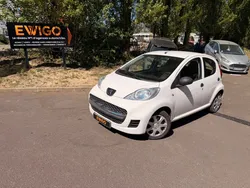 Peugeot 107 1.0 70ch - moteur à chaine - 5 portes - direction assistée
