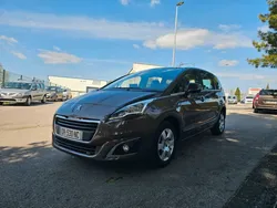 Peugeot 5008 Essence 130 ch Allure BV6